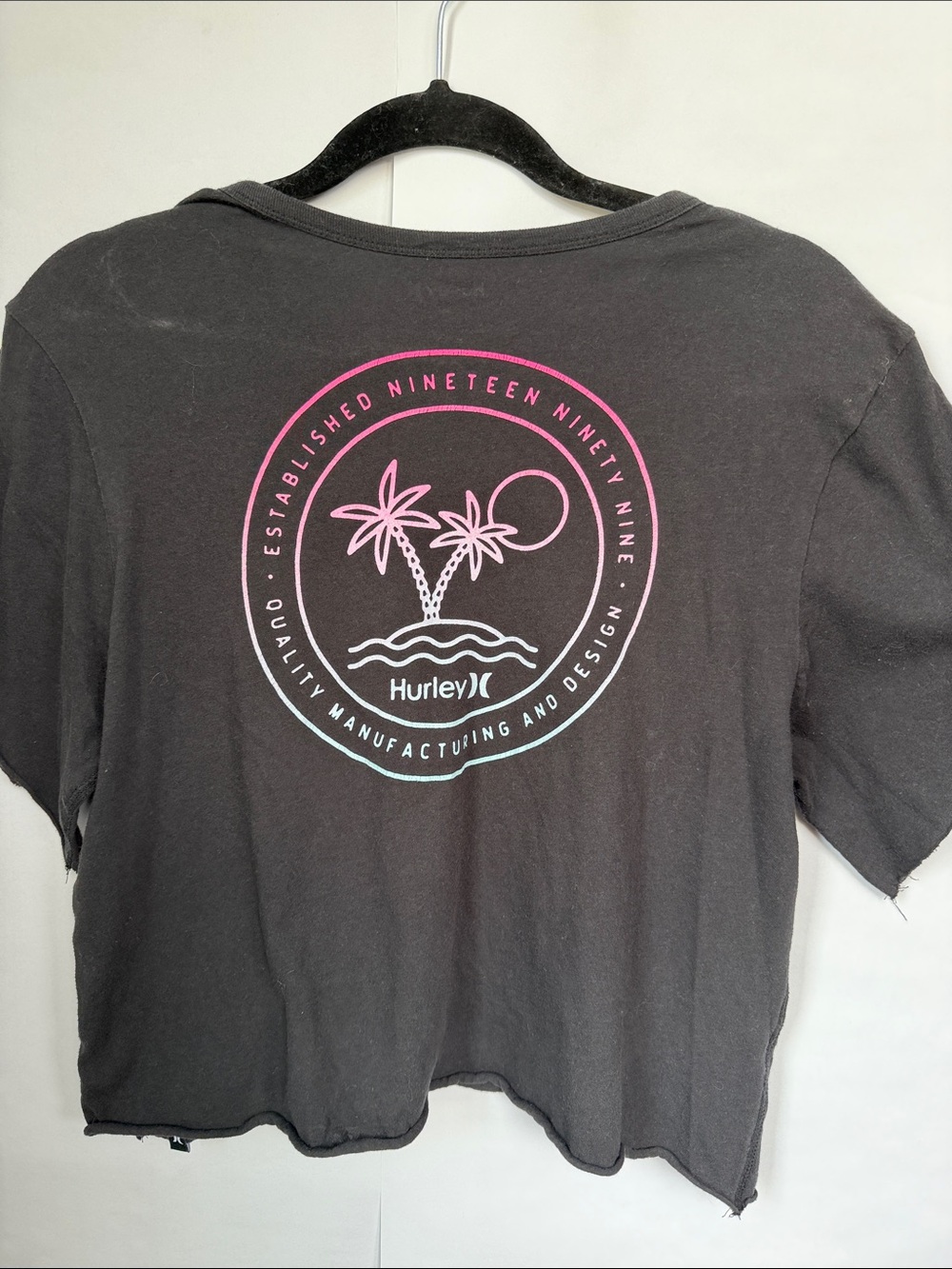 Hurley Black Cropped Tee with Pink to Aqua Palm Emblem